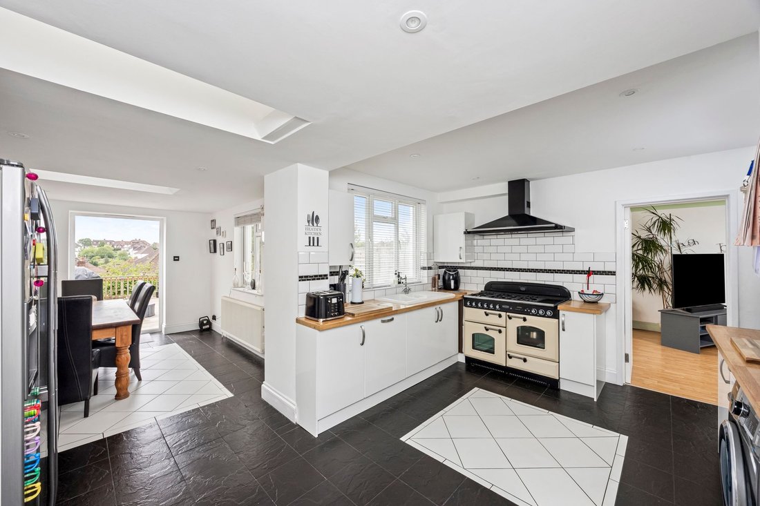 House in Tongdean, Hove, England 2 - 18067578