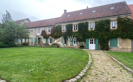 House in Saint-Vrain, Île-de-France, France 1