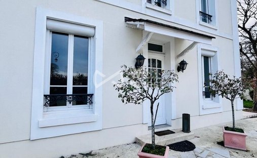 House in Centre Sud, Claye-Souilly, France 1