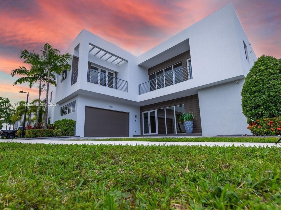 House in Doral, Florida, United States 3 - 18066006