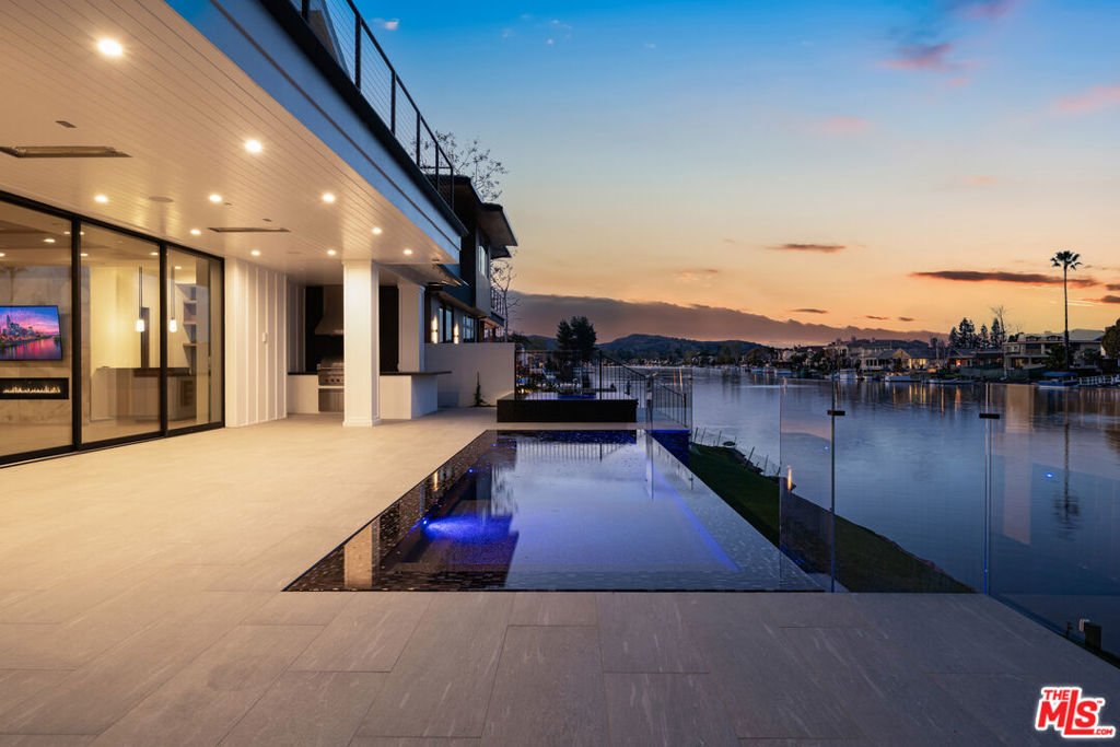 House in Thousand Oaks, California, United States 2 - 18065973