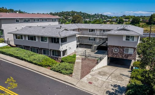 Apartment in Belmont, California, United States 1