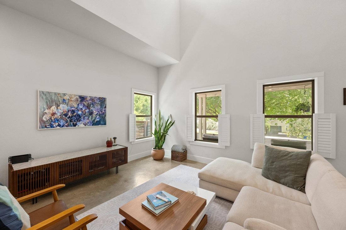 House in Austin, Texas, United States 5 - 18043925
