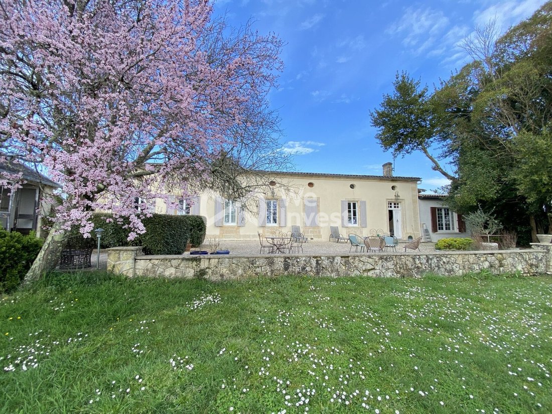 House in Bayon-sur-Gironde, Nouvelle-Aquitaine, France 3 - 17328595