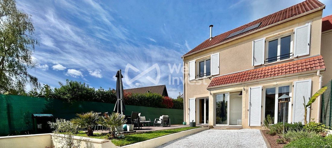 House in Rambouillet, Ile-de-France, France 1 - 17732476