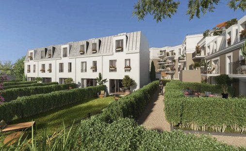 House in Neuilly-Plaisance, Ile-de-France, France 1