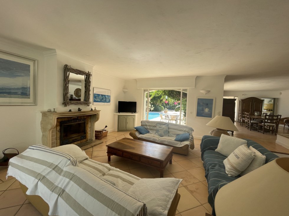 Villa in Tourrettes-sur-Loup, Provence-Alpes-Côte d'Azur, France 4 - 18066628