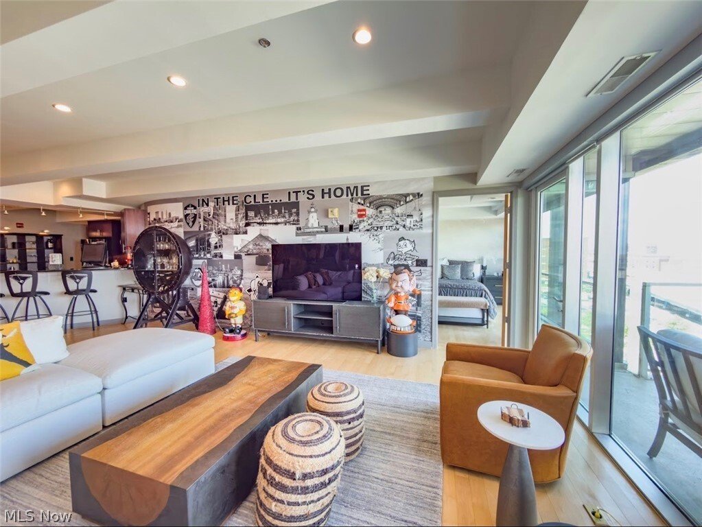 Condo in Cleveland, Ohio, United States 5 - 18066036