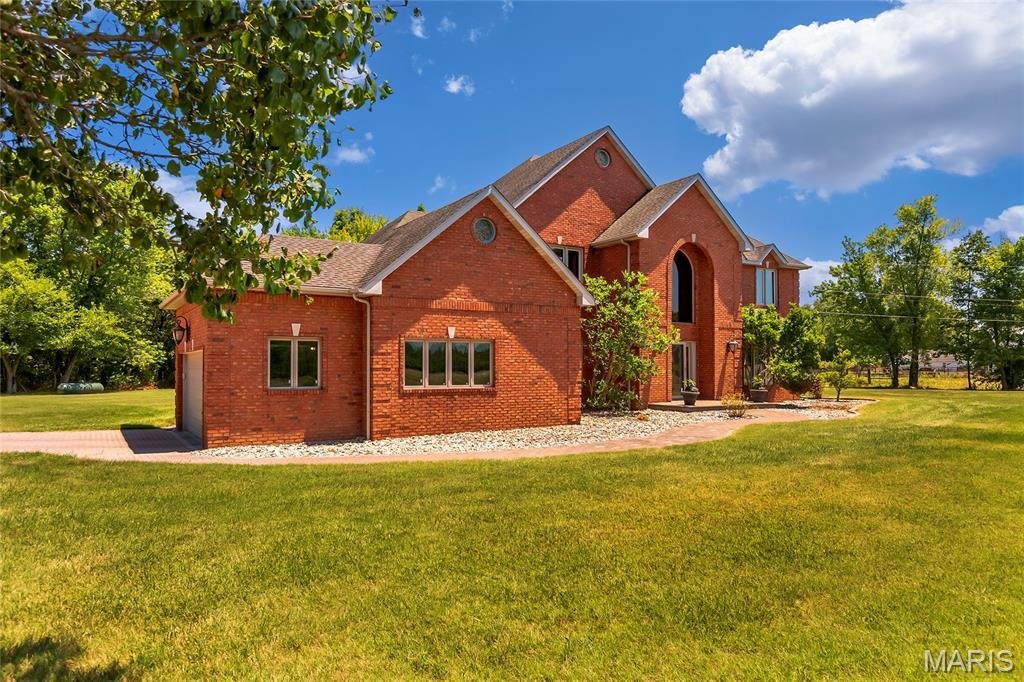 House in Benton, Illinois, United States 3 - 18066281