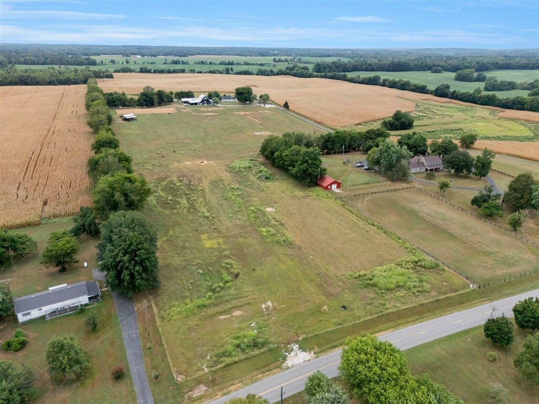 House in Princeton, Kentucky, United States 2 - 18068457