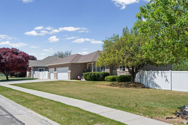 House in Riverton, Utah, United States 4 - 18067319