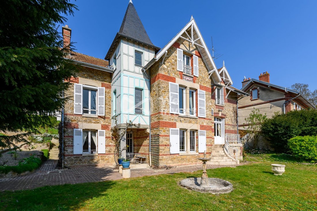 House in Coulommiers, Ile-de-France, France 1 - 17463250