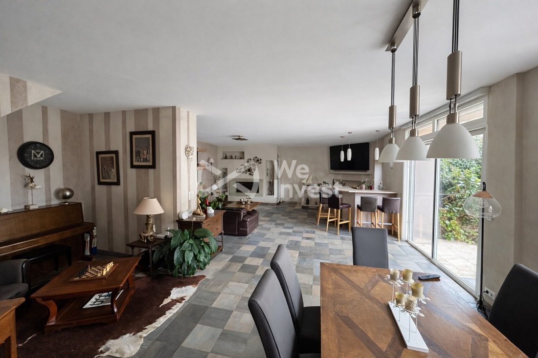 House in Les Essarts-le-Roi, Ile-de-France, France 3 - 17328646
