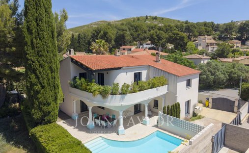 Villa in Le Rove, Provence-Alpes-Côte d'Azur, Frankreich 1