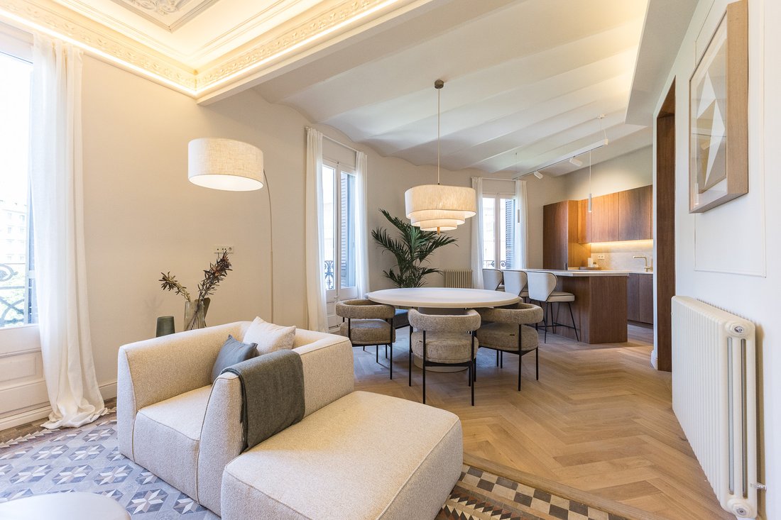 Apartment in Eixample, Barcelona, Spain 1 - 18067619