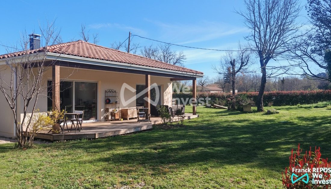 Villa in Neoules, Provence-Alpes-Côte d'Azur, France 1 - 17439871