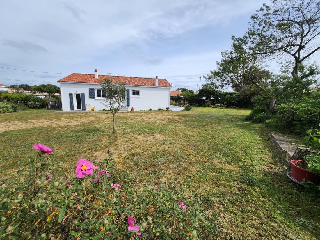 Appartamento a Saint-Hilaire-de-Riez, Paesi della Loira, Francia 4 - 18066807