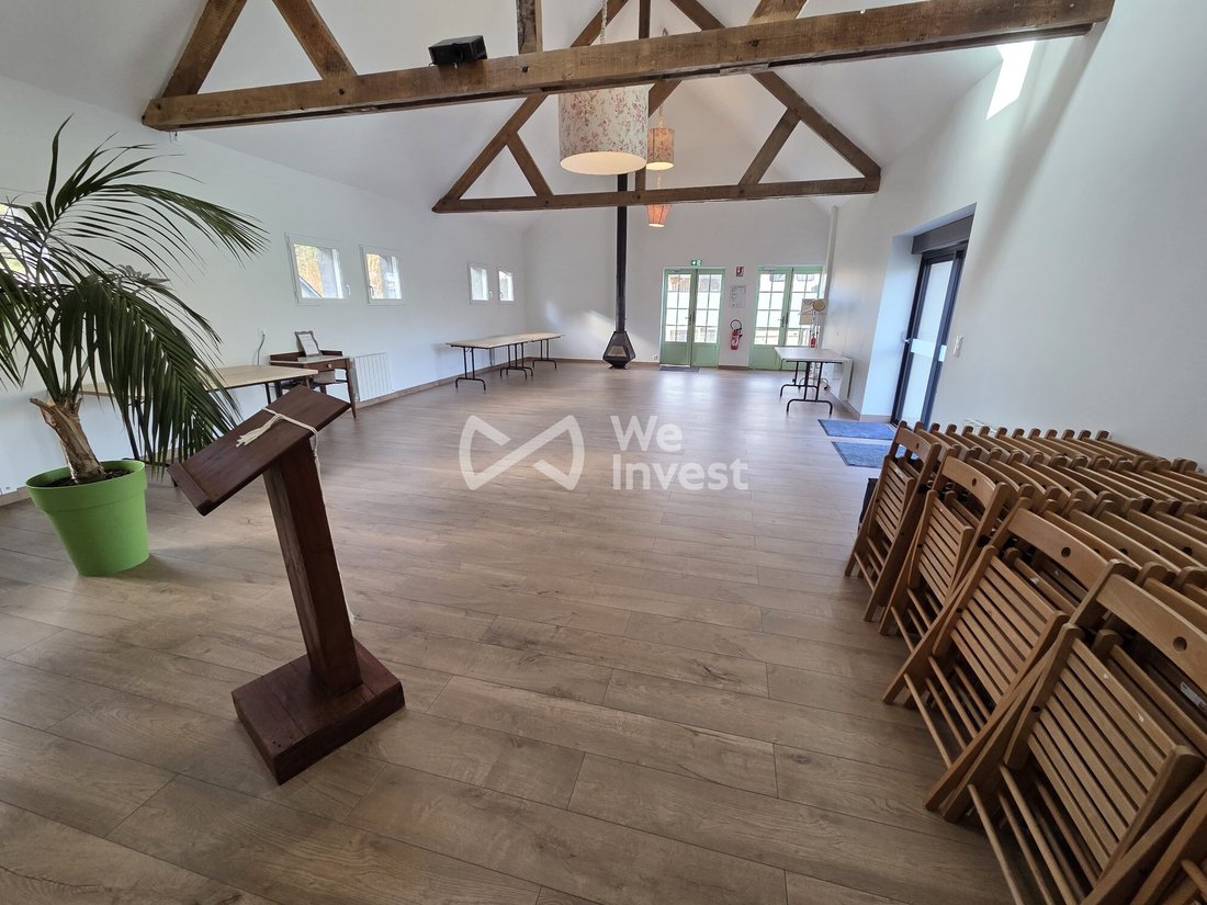 Farm Ranch in Fye, Pays de la Loire, France 1 - 17328697