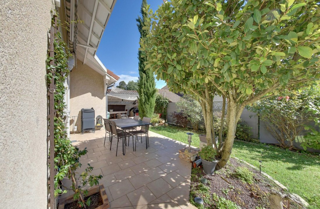 House in Le Coteau, Claix, France 2 - 18068800