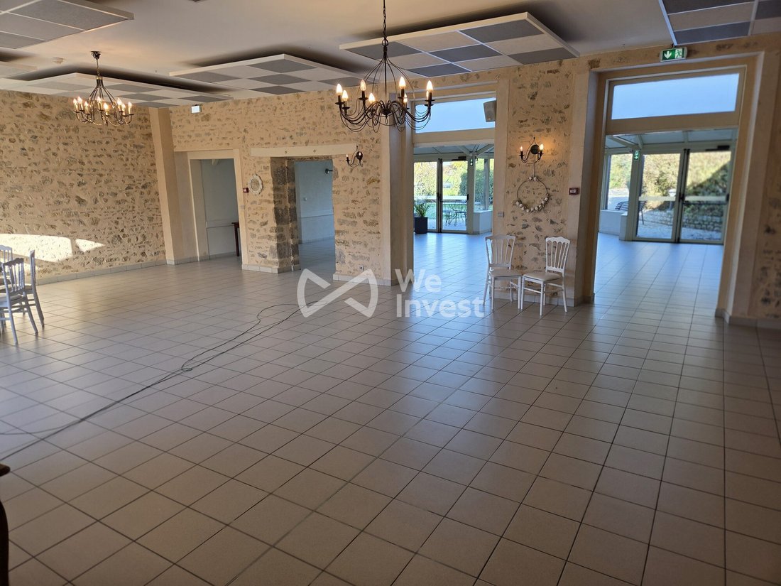 Farm Ranch in Fye, Pays de la Loire, France 5 - 17328697