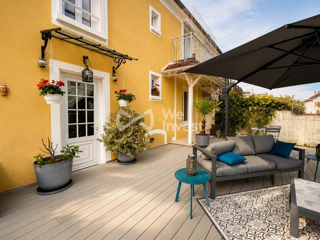 House in Saint-Jean-les-Deux-Jumeaux, Ile-de-France, France 1 - 17868875