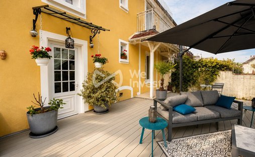 House in Saint-Jean-les-Deux-Jumeaux, Ile-de-France, France 1