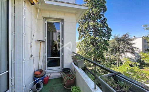 Apartment in Saint-Cloud, Ile-de-France, France 1