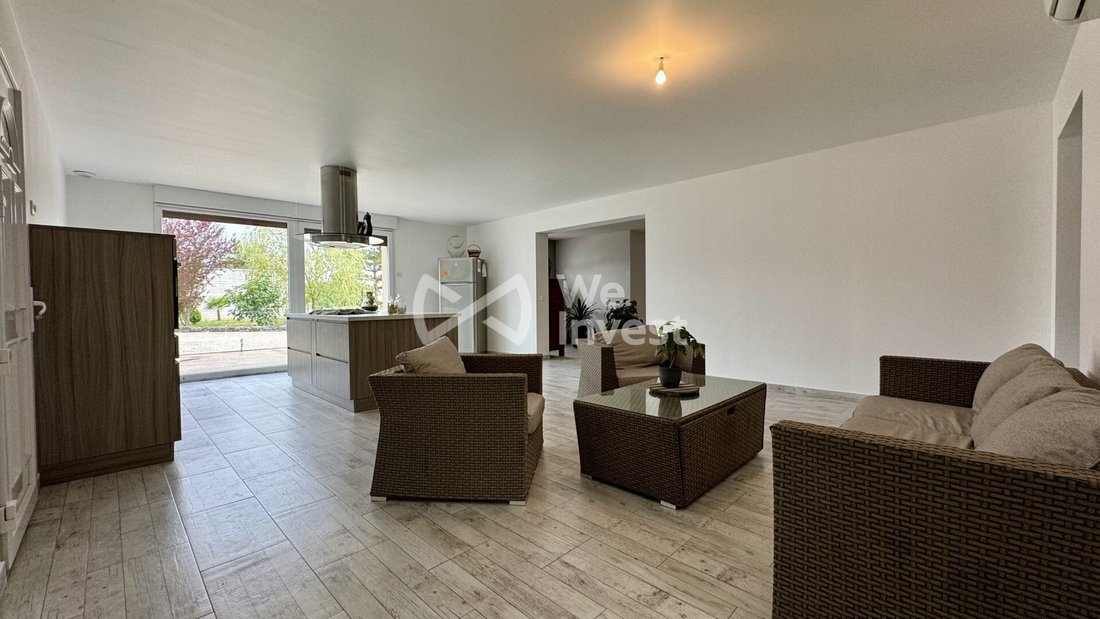 Villa in Maurupt-le-Montois, Grand Est, France 2 - 17336359