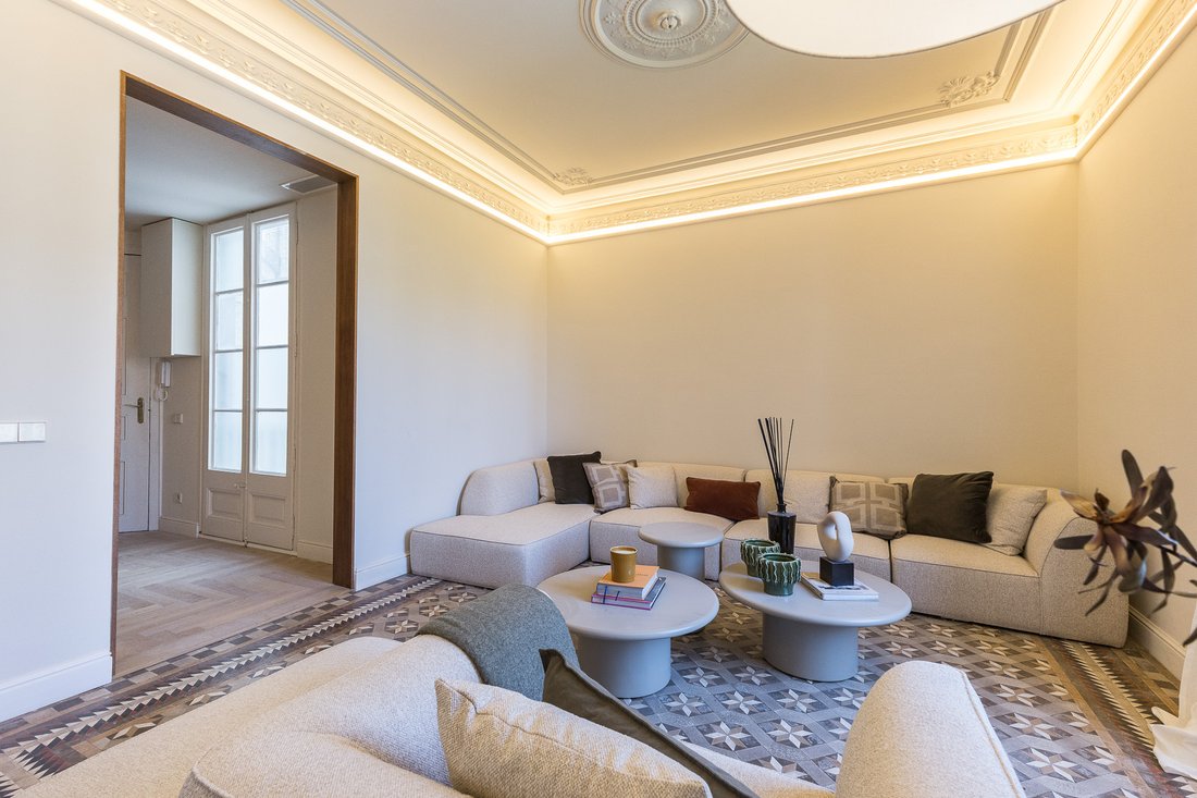 Apartment in Eixample, Barcelona, Spain 2 - 18067619