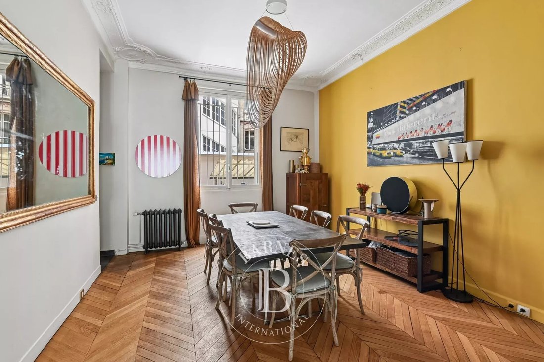 Apartment in Gros Caillou, Paris 7e Arrondissement, Paris 3 - 18067691