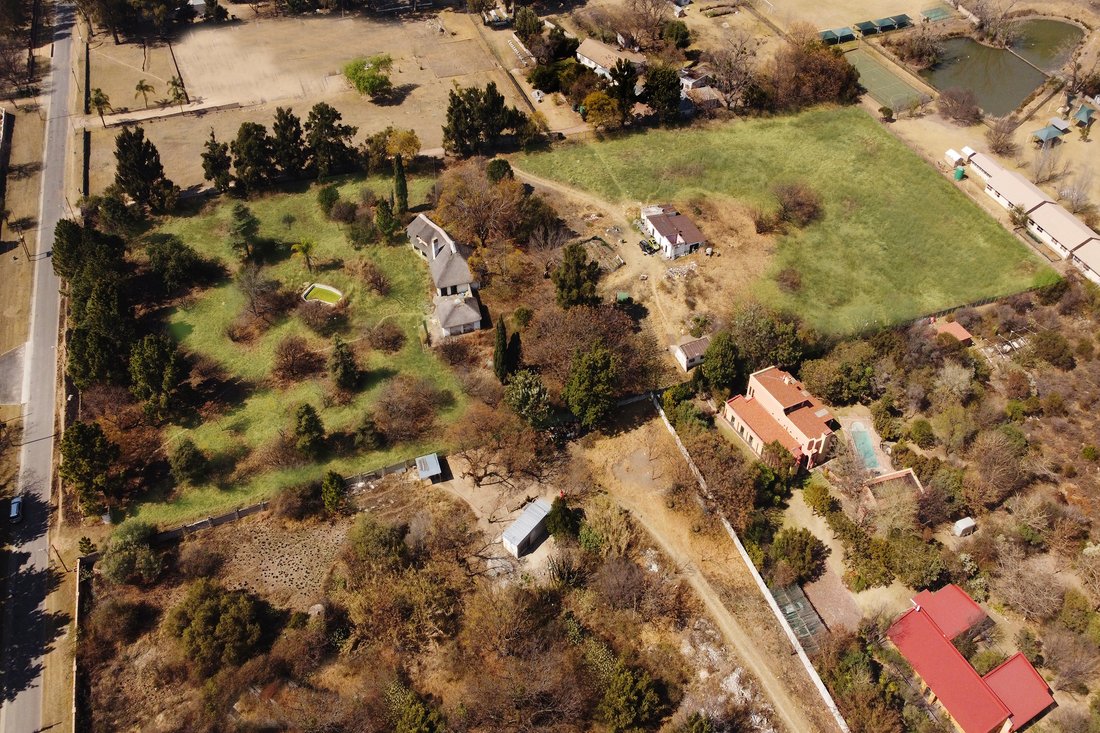 Land in Midrand, Gauteng, South Africa 4 - 18068996
