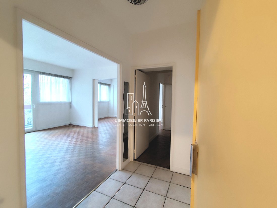 Apartment in Pereire-Malesherbes, Paris 17e Arrondissement, Paris 2 - 18066909