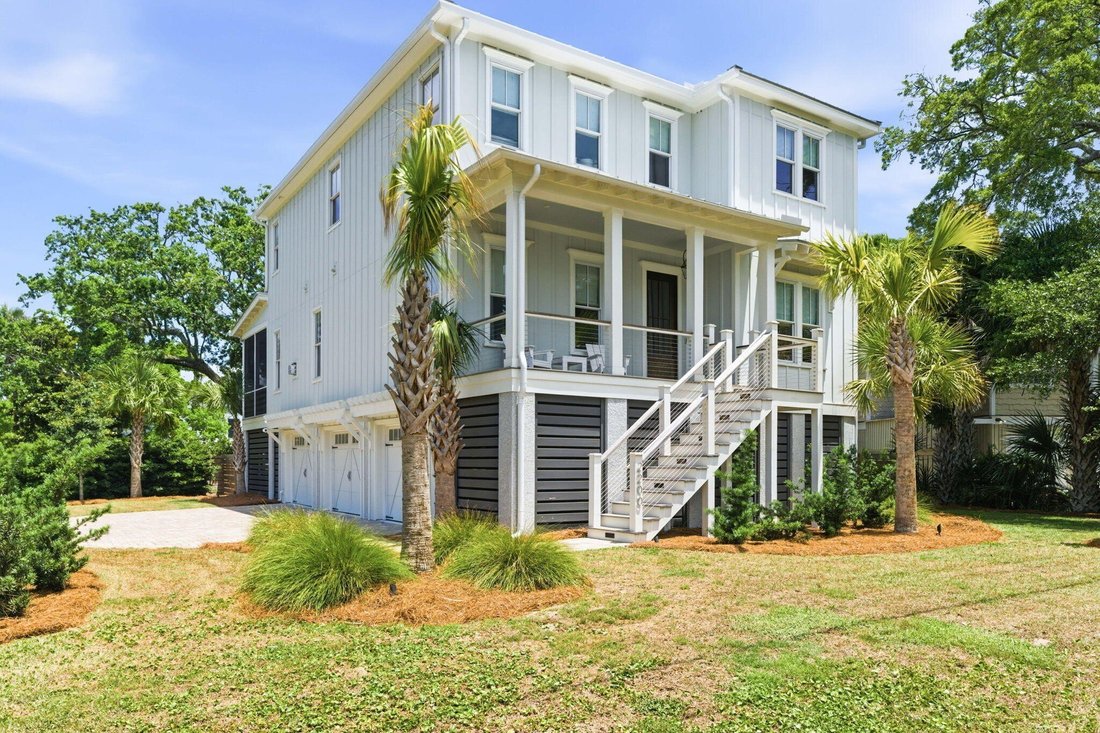 House in Isle of Palms, South Carolina, United States 2 - 17732219