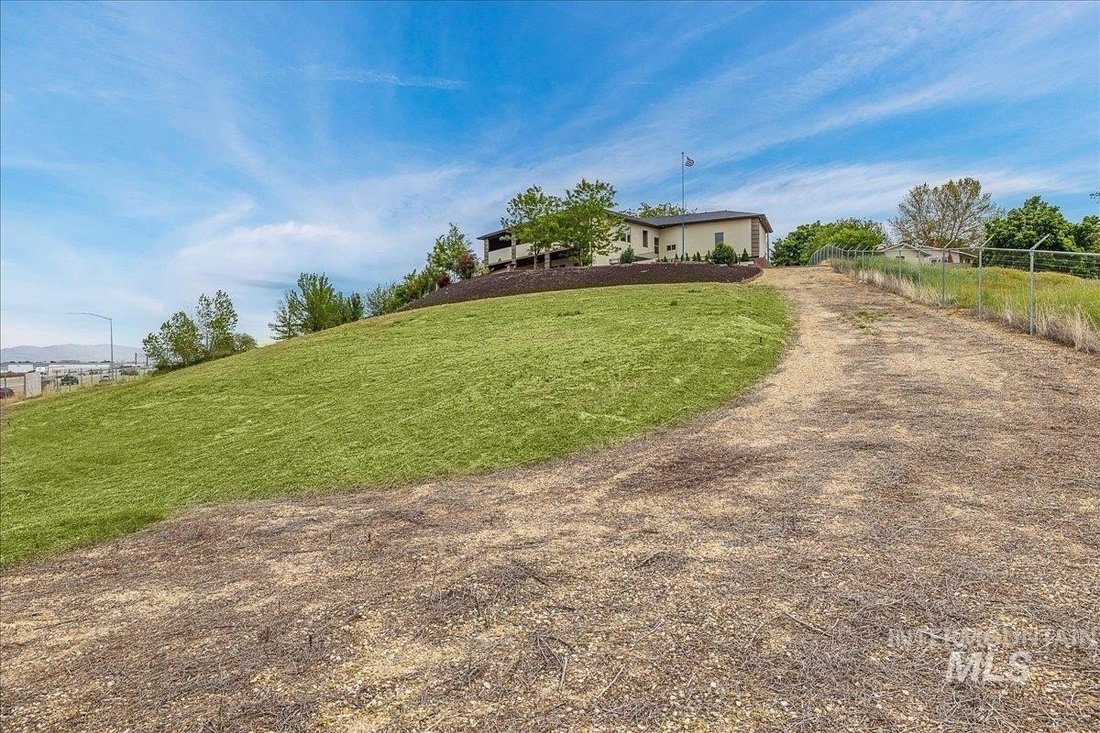 House in Meridian, Idaho, United States 3 - 17636404
