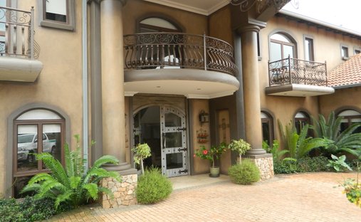 House in Silver Lakes Golf Estate, Gauteng, South Africa 1