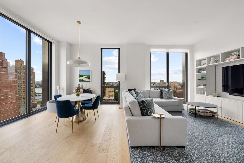 House in New York, New York, United States 2 - 17998694