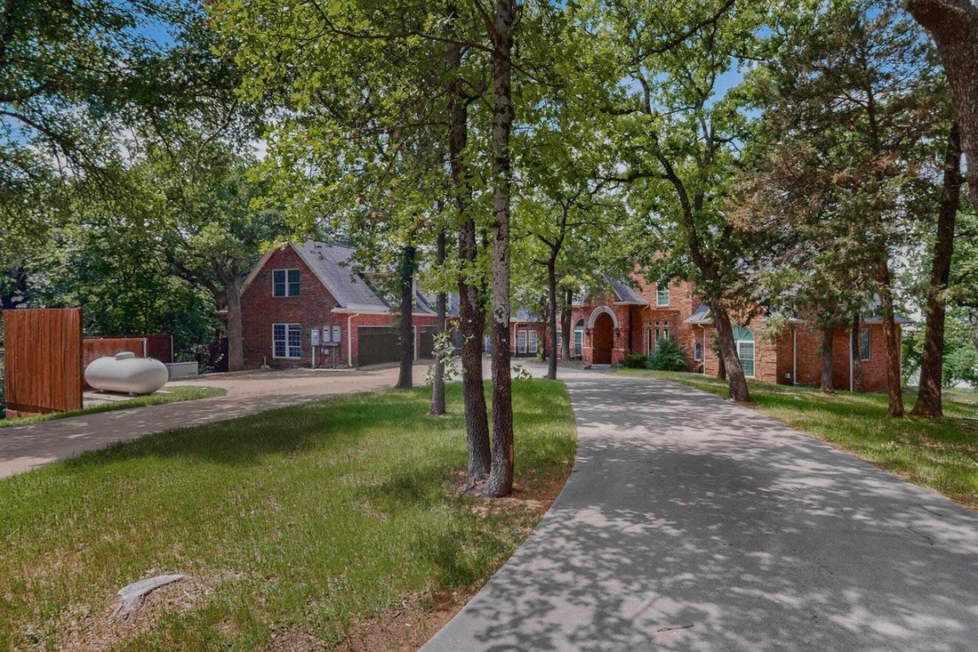 House in Little Elm, Texas, United States 3 - 17656935