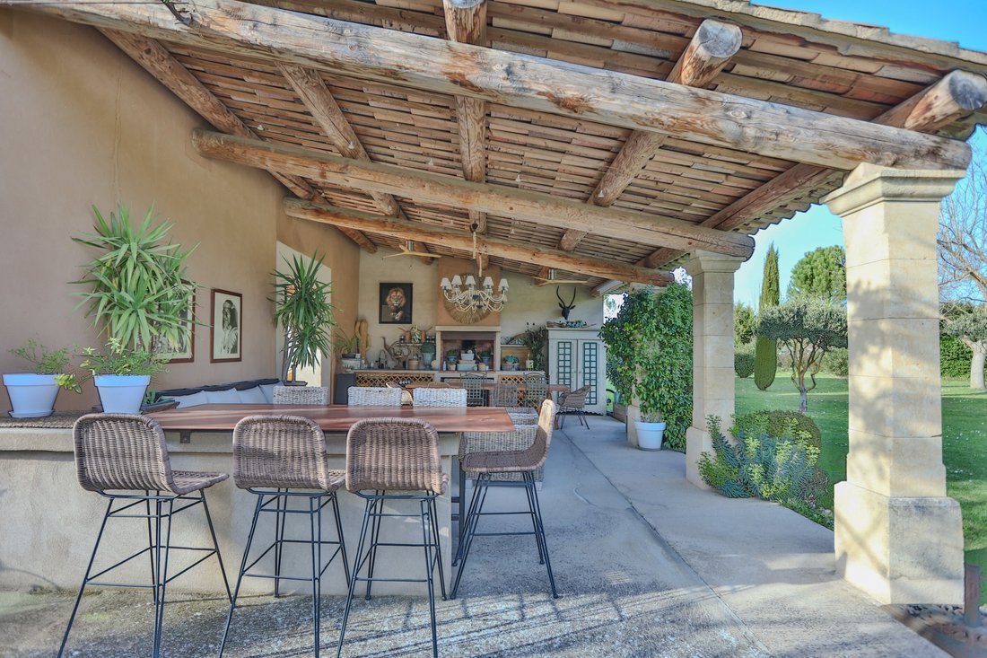 House in Centre Ville, Le Thor, France 3 - 18065587