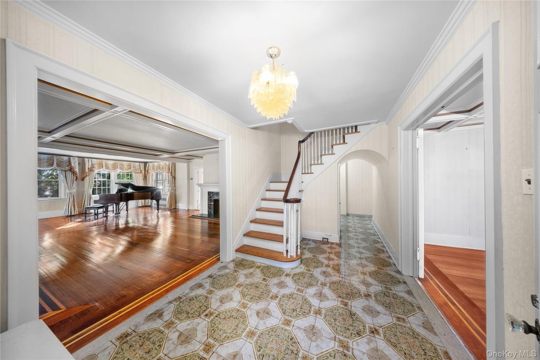 House in New York, New York, United States 2 - 18065686