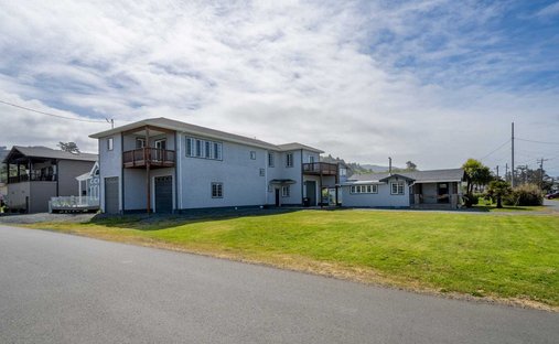 House in Rockaway Beach, Oregon, United States 1
