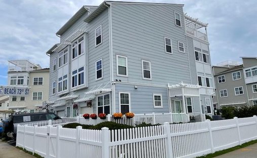 House in New York, New York, United States 1