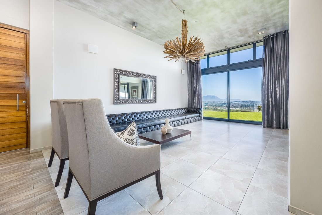 Farm Ranch in Brackenfell South, Cape Town, South Africa 4 - 18068972