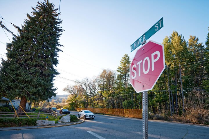 Land in Cave Junction, Oregon, United States 2 - 18069085