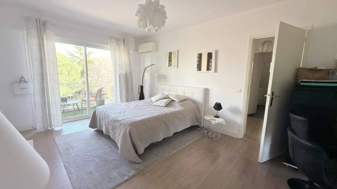 Apartment in Antibes, Provence-Alpes-Côte d'Azur, France 5 - 17629250