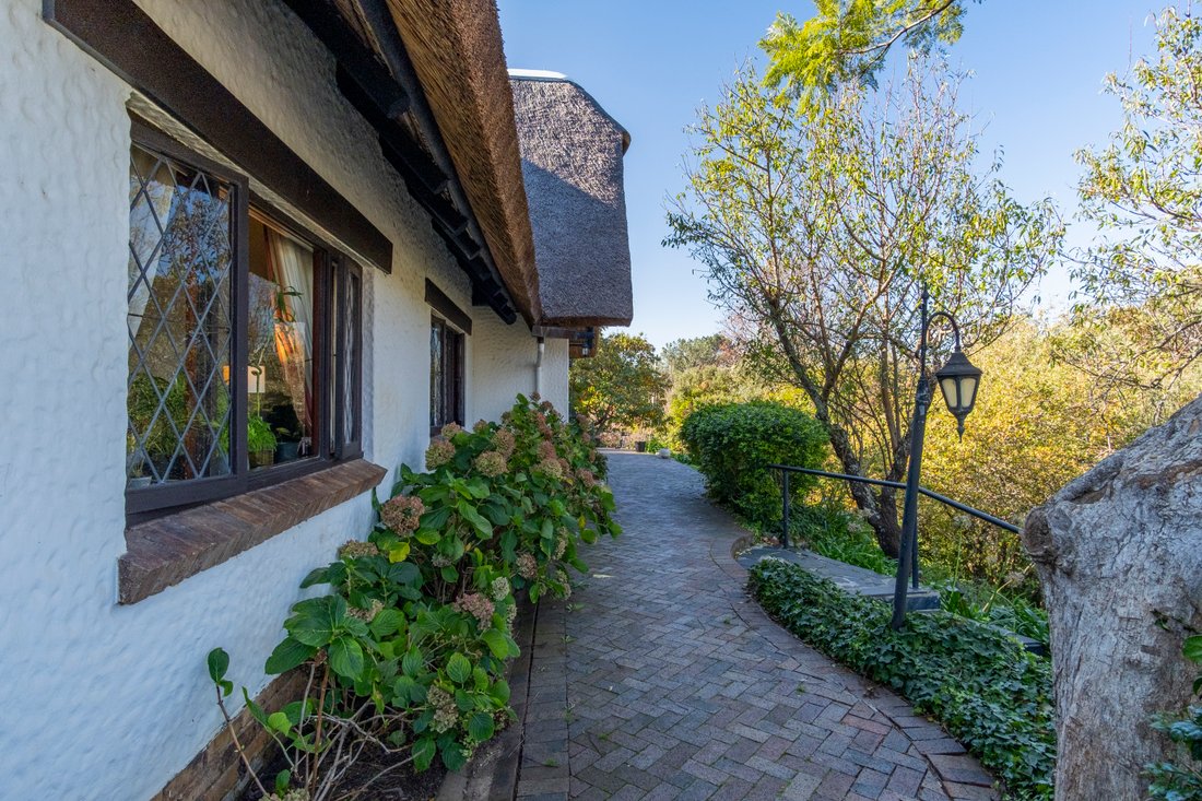 House in Scott Estate, Cape Town, South Africa 4 - 18067959