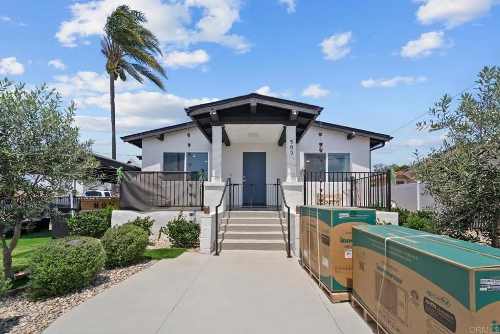 National City, California, United States 1 - 18066373