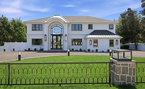 Casa a Bethpage, New York, Stati Uniti 1