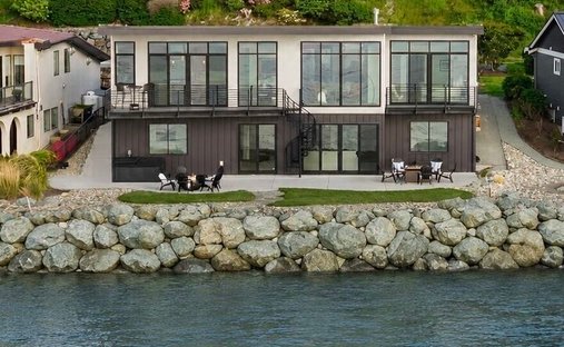 House in Camano, Washington, United States 1