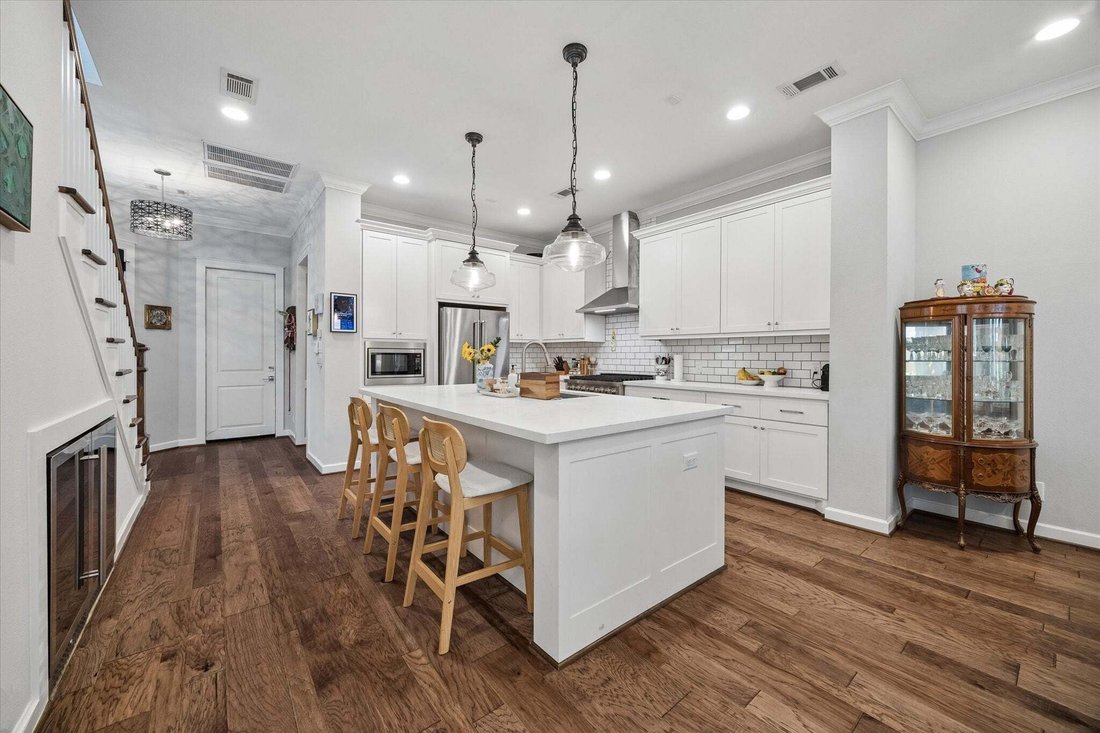House in Houston, Texas, United States 4 - 18067405