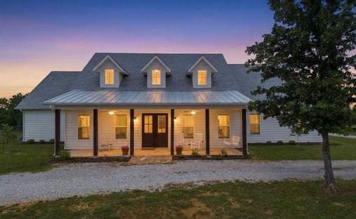 House in Alvord, Texas, United States 1